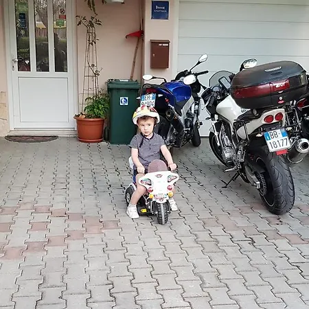 Διαμέρισμα Nina *