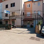 Апартаменты Nina Сплит