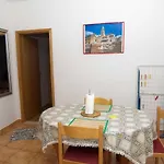 Nina Апартаменты *