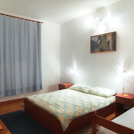 Nina Apartment *
