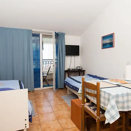 Nina Apartment *