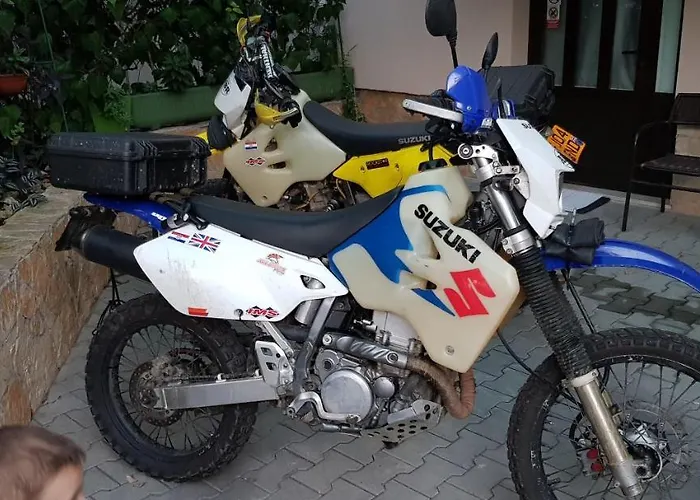 Nina Apartment Split